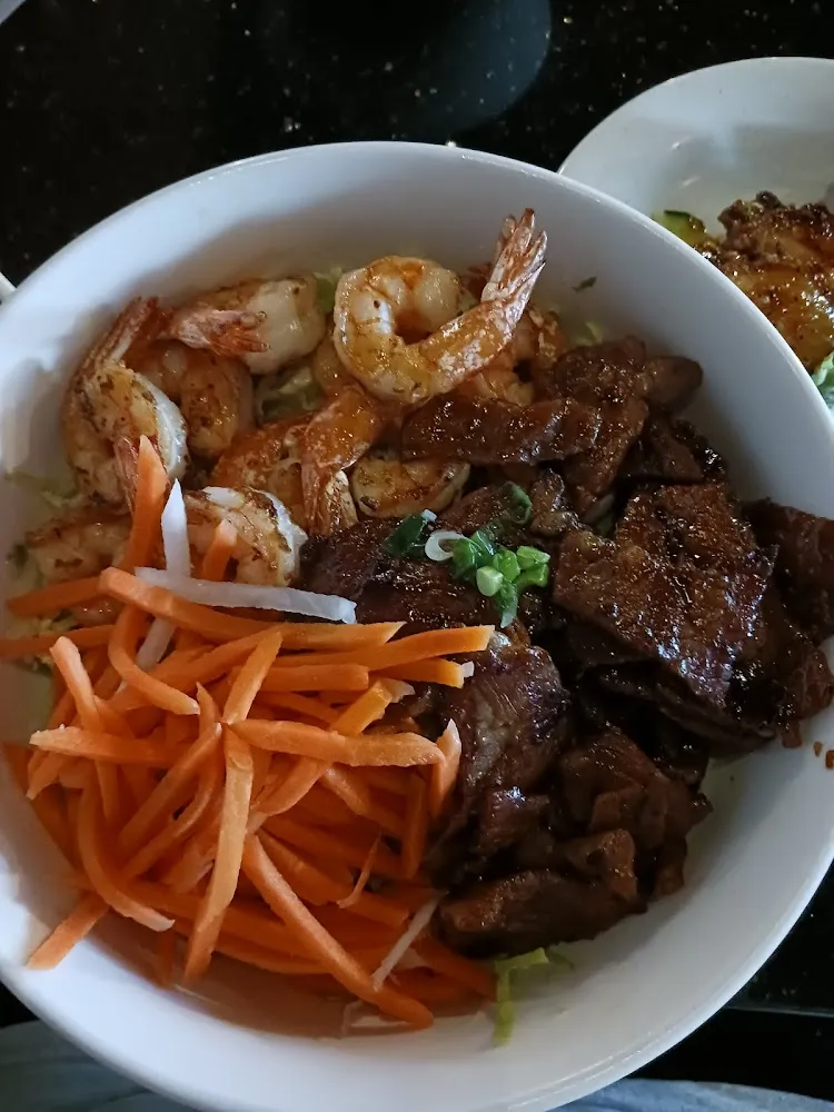 Char-Broil Pork and Shrimp on Vermicelli Noodles